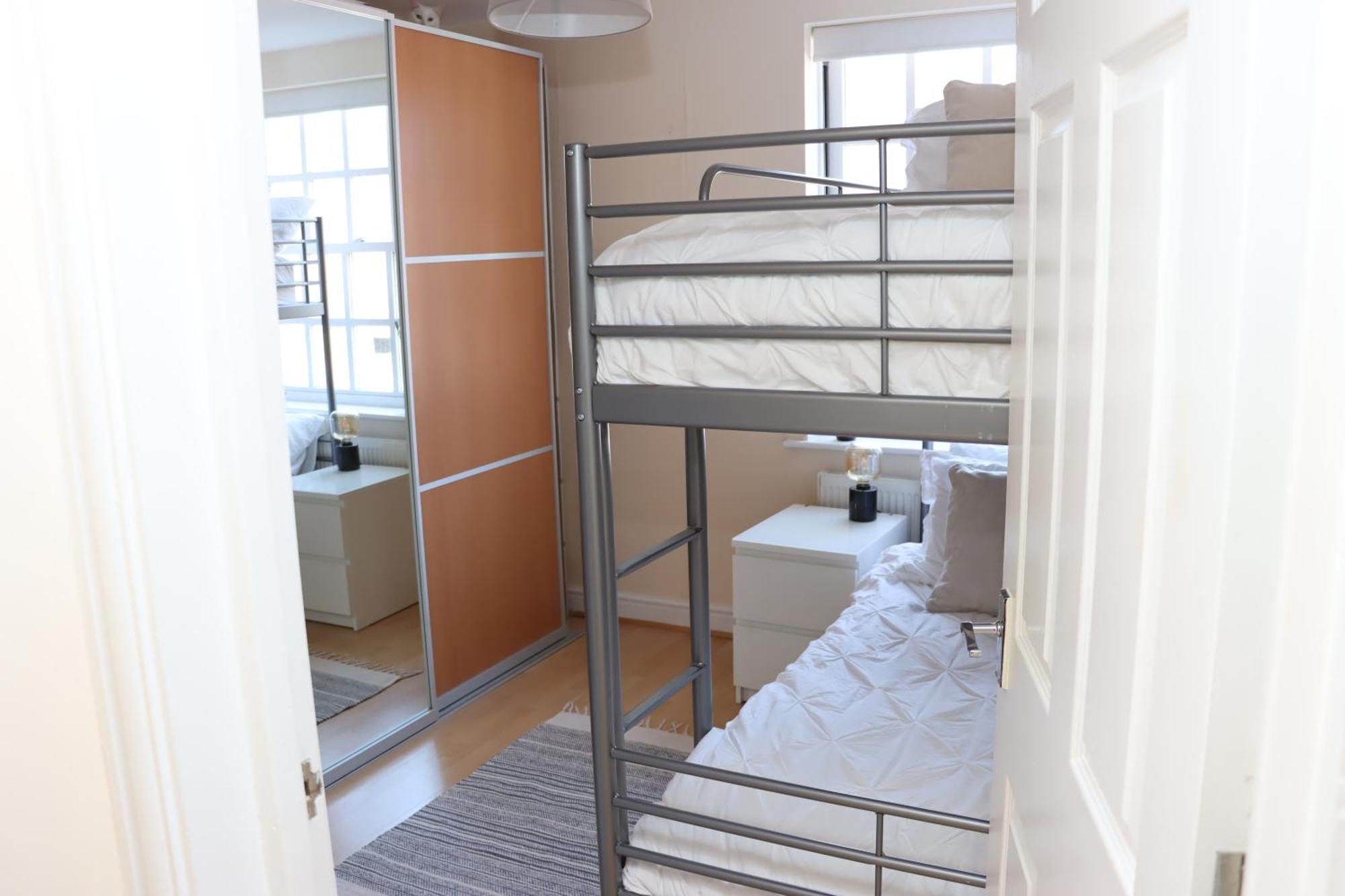 Scandinavian City Centre Apartment Worcester Extérieur photo
