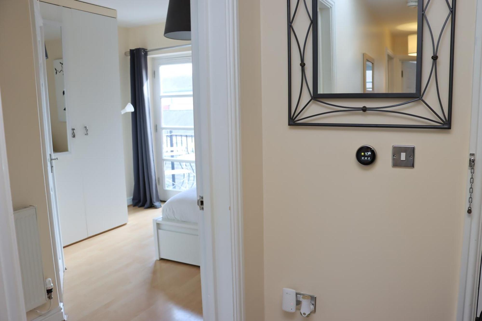 Scandinavian City Centre Apartment Worcester Extérieur photo
